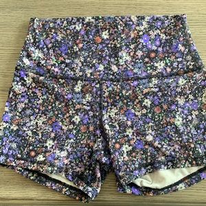 Lululemon Align HR Short 4” in Flower Burst Multi size  8